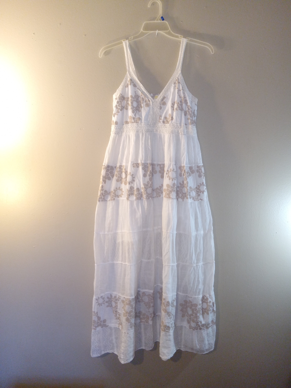 White Tiered Maxi Sundress with Beige LaceTrim